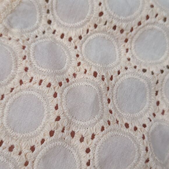 Soft Surroundings Peach Eyelet T-shirt Short Sleeve V-Neck Knit Top Crochet Trim - Picture 2 of 10